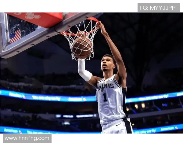 美国新生代足球球星崛起展现未来竞技舞台的无限潜力